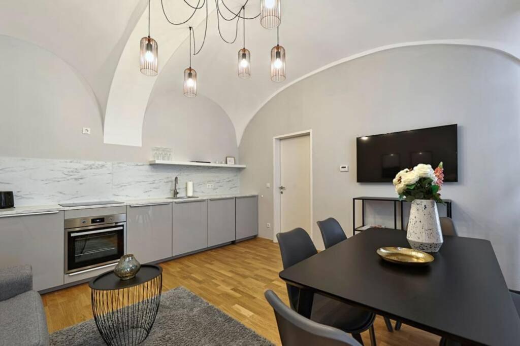 Vienne City Apartment Crown 6 Exteriér fotografie